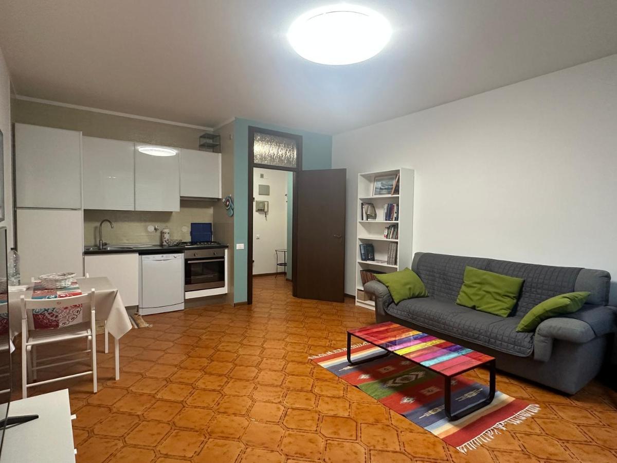 Ferienwohnung Aurora Gargen In Centro Triest Exterior foto