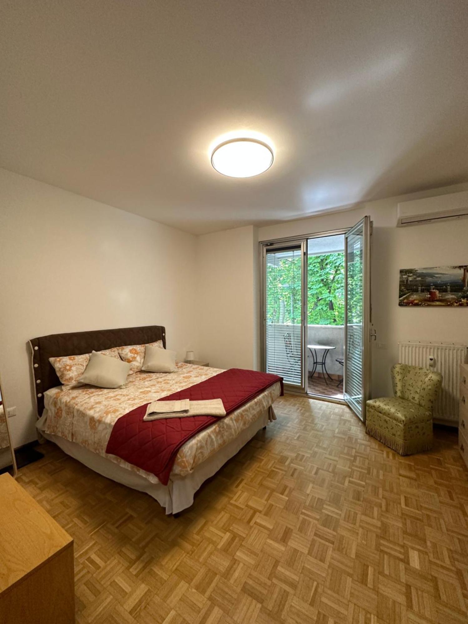 Ferienwohnung Aurora Gargen In Centro Triest Exterior foto